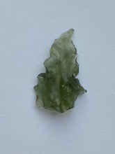 Load image into Gallery viewer, Besednice Moldavite